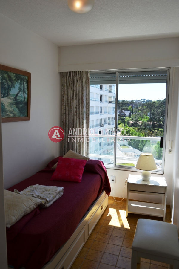Apartamento ID.2438 - Apartamento en Punta del Este, Mansa