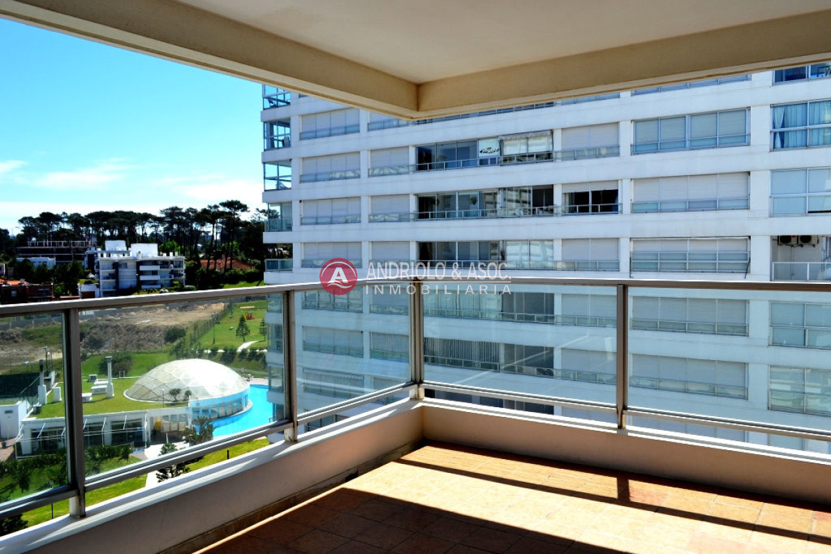 Apartamento ID.2438 - Apartamento en Punta del Este, Mansa