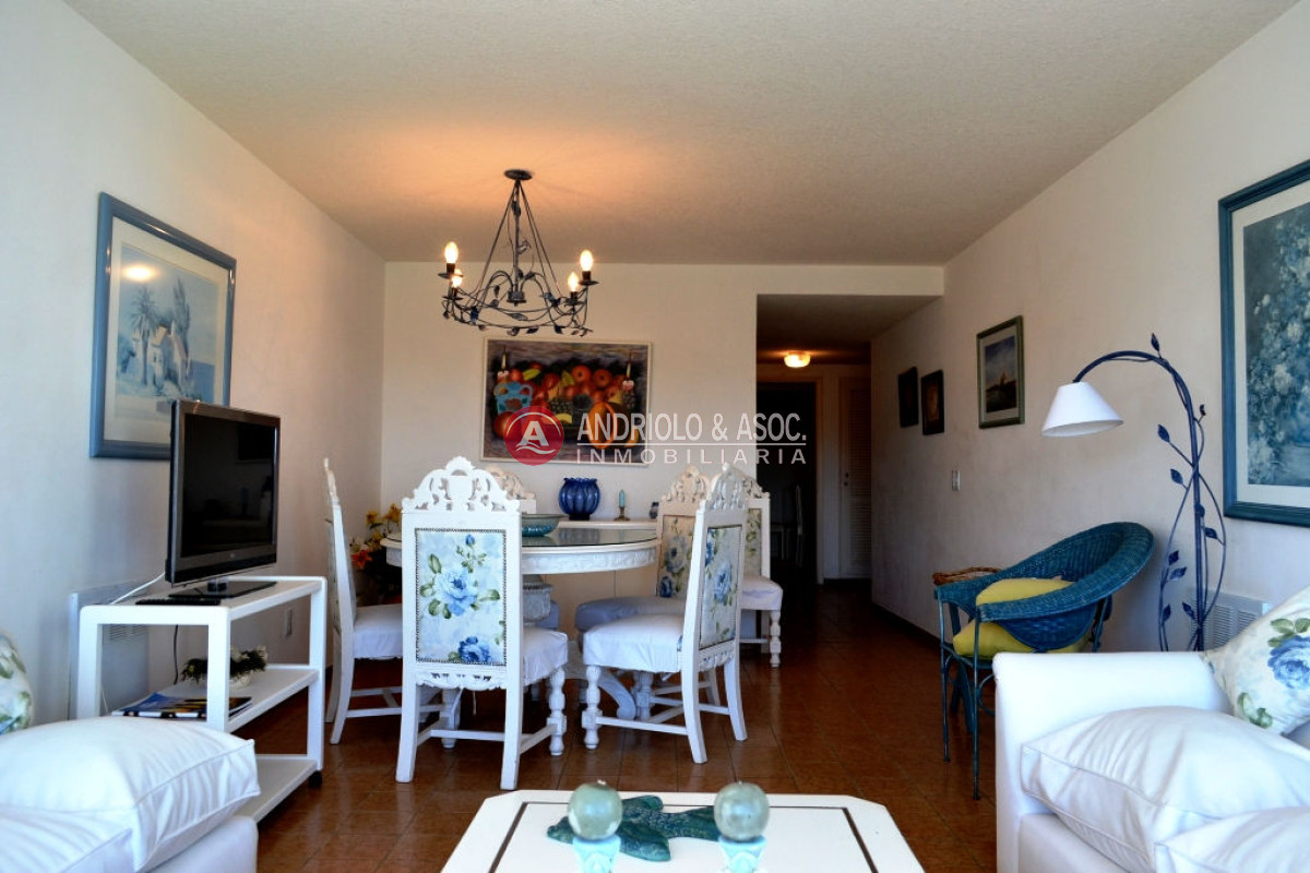 Apartamento ID.2438 - Apartamento en Punta del Este, Mansa