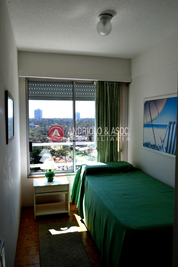 Apartamento ID.2439 - Apartamento en Punta del Este, Mansa