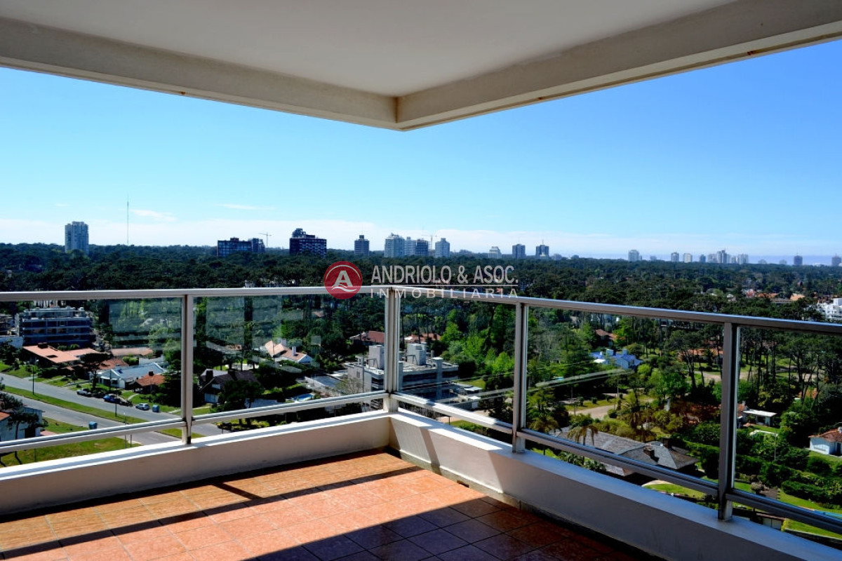 Apartamento ID.2439 - Apartamento en Punta del Este, Mansa