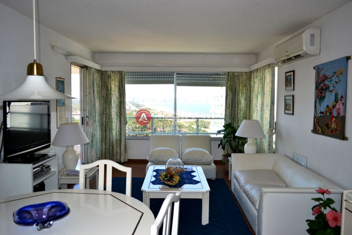 Apartamento ID.2439 - Apartamento en Punta del Este, Mansa