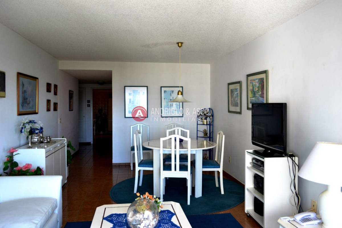 Apartamento ID.2439 - Apartamento en Punta del Este, Mansa