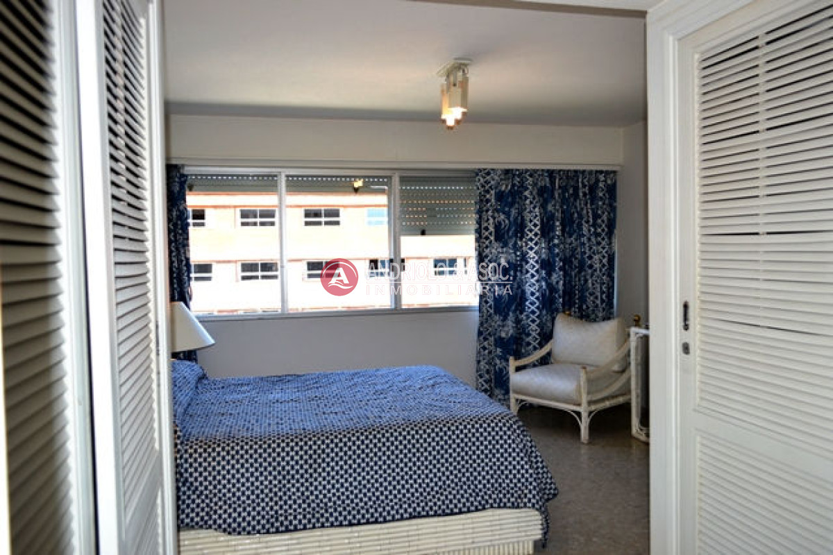 Apartamento ID.2440 - Apartamento en Punta del Este, Mansa