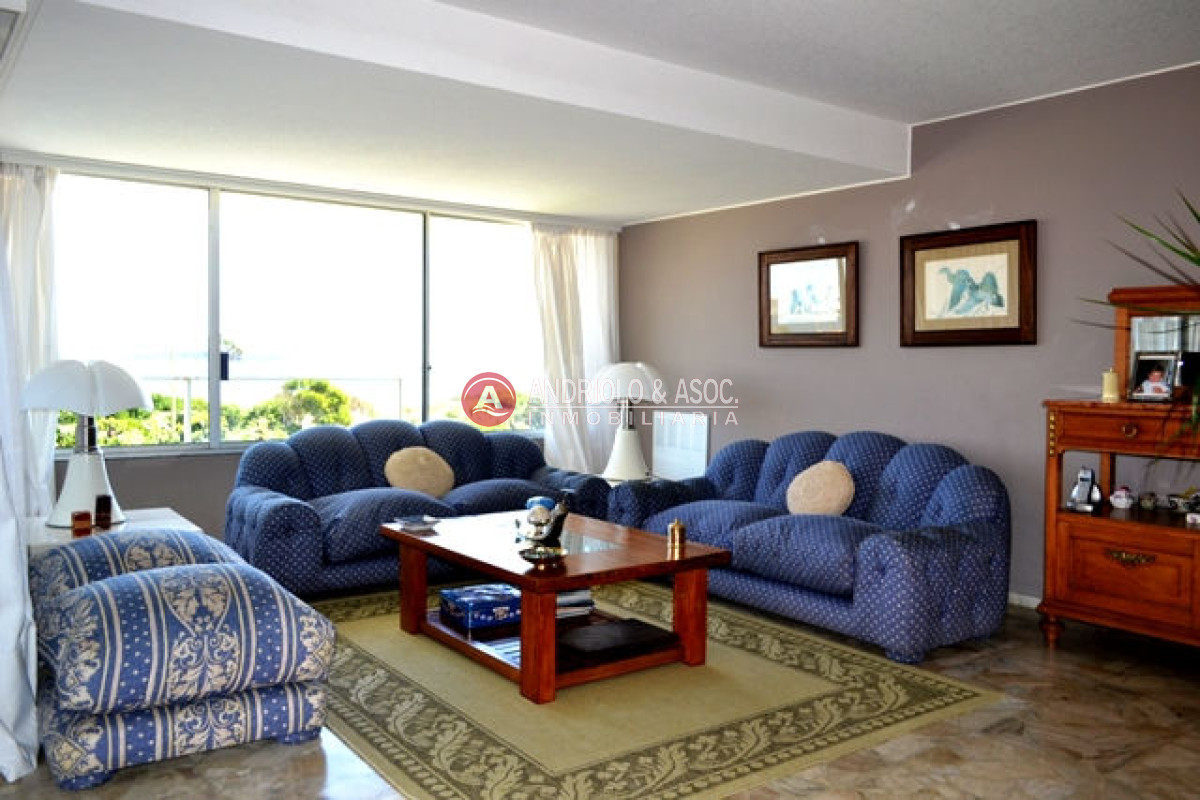 Apartamento ID.2440 - Apartamento en Punta del Este, Mansa