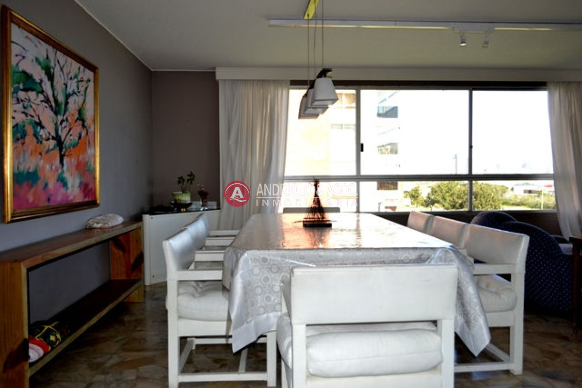 Apartamento ID.2440 - Apartamento en Punta del Este, Mansa