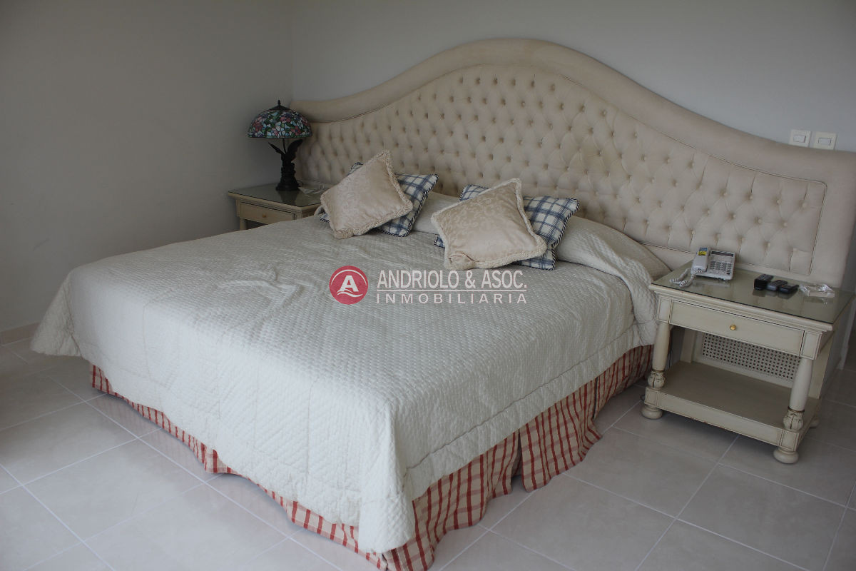Apartamento ID.2471 - Apartamento en Punta del Este, Mansa