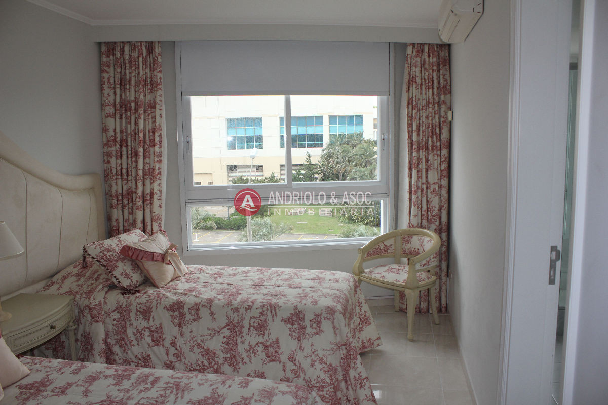 Apartamento ID.2471 - Apartamento en Punta del Este, Mansa