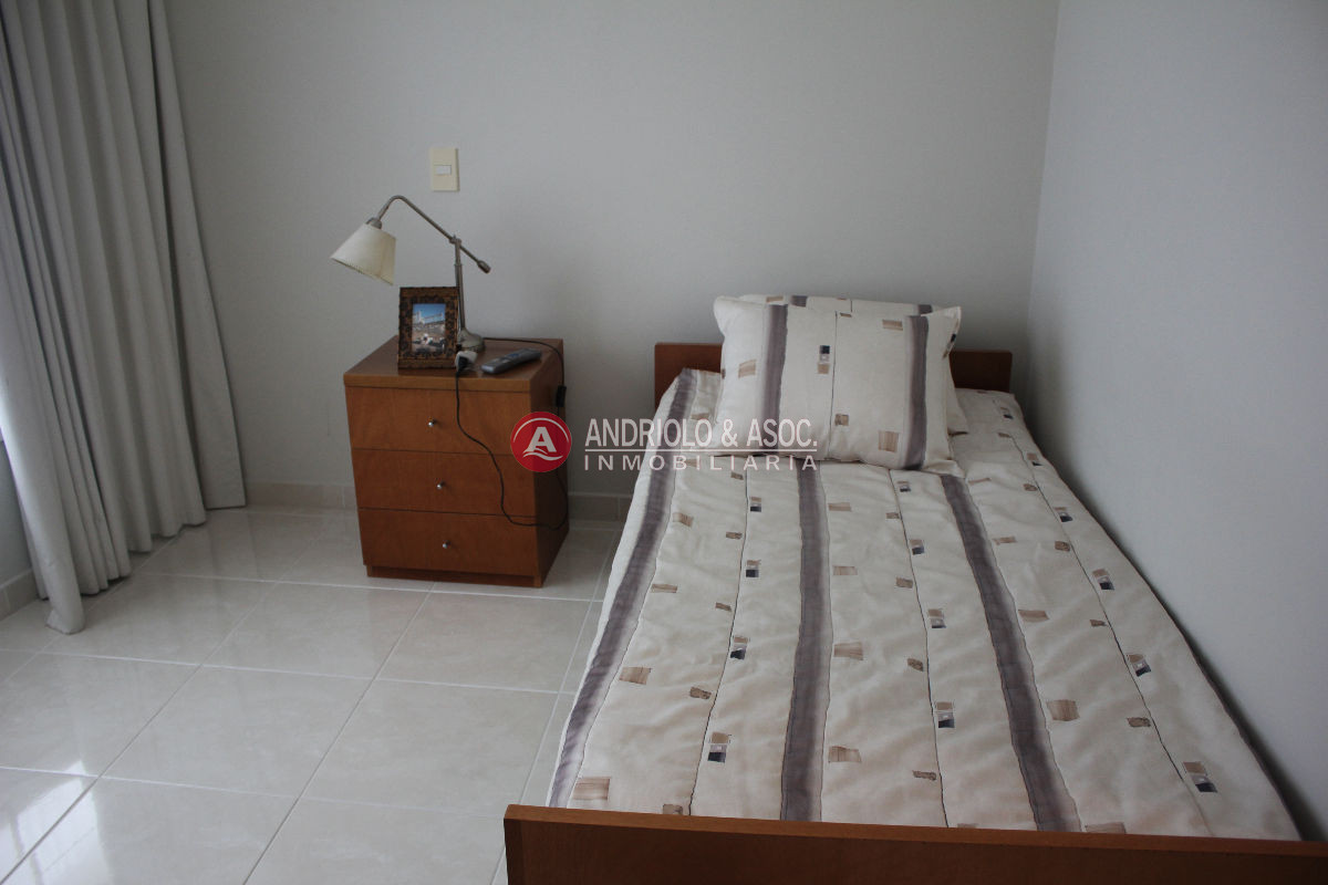 Apartamento ID.2472 - Apartamento en Punta del Este, Mansa