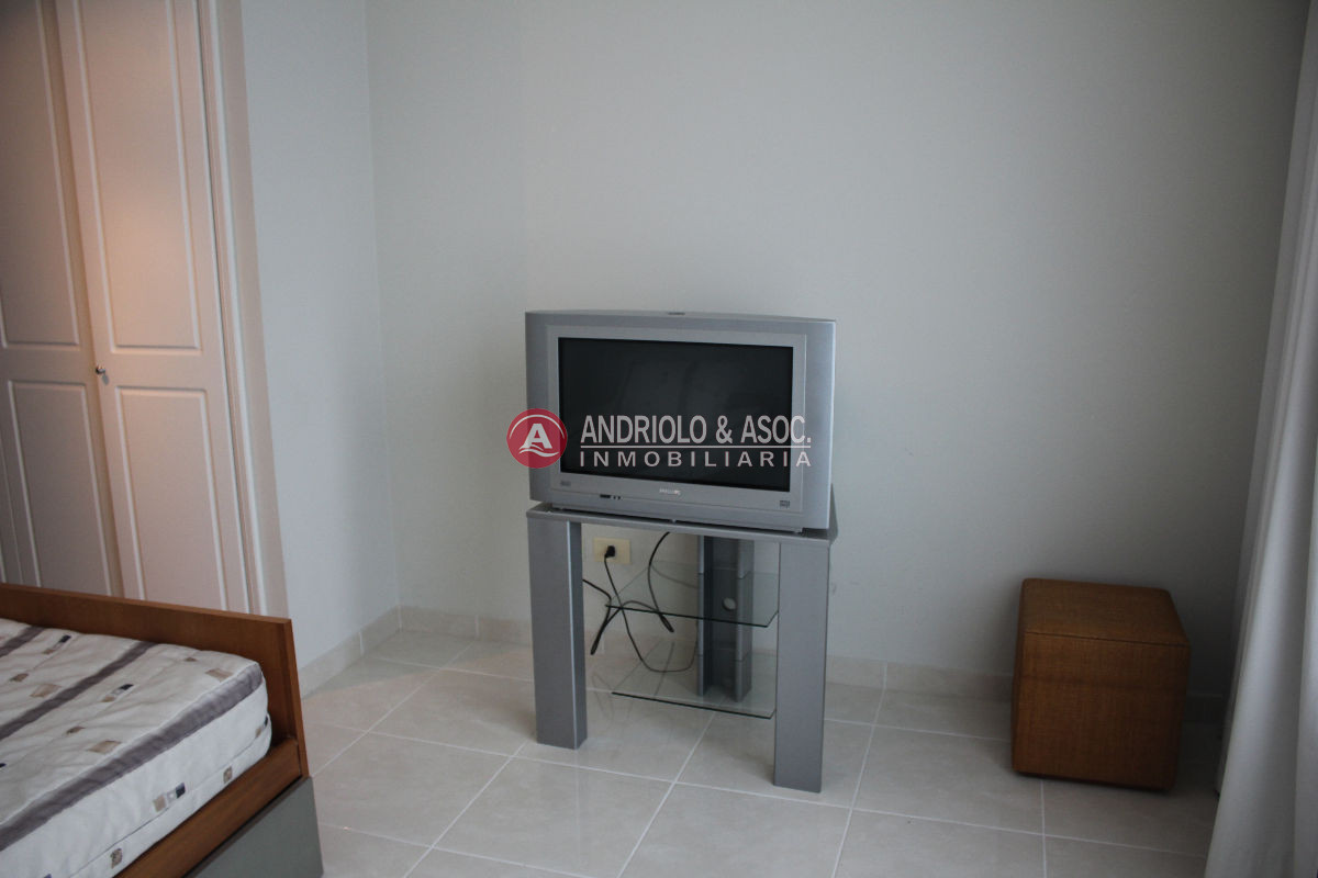 Apartamento ID.2472 - Apartamento en Punta del Este, Mansa