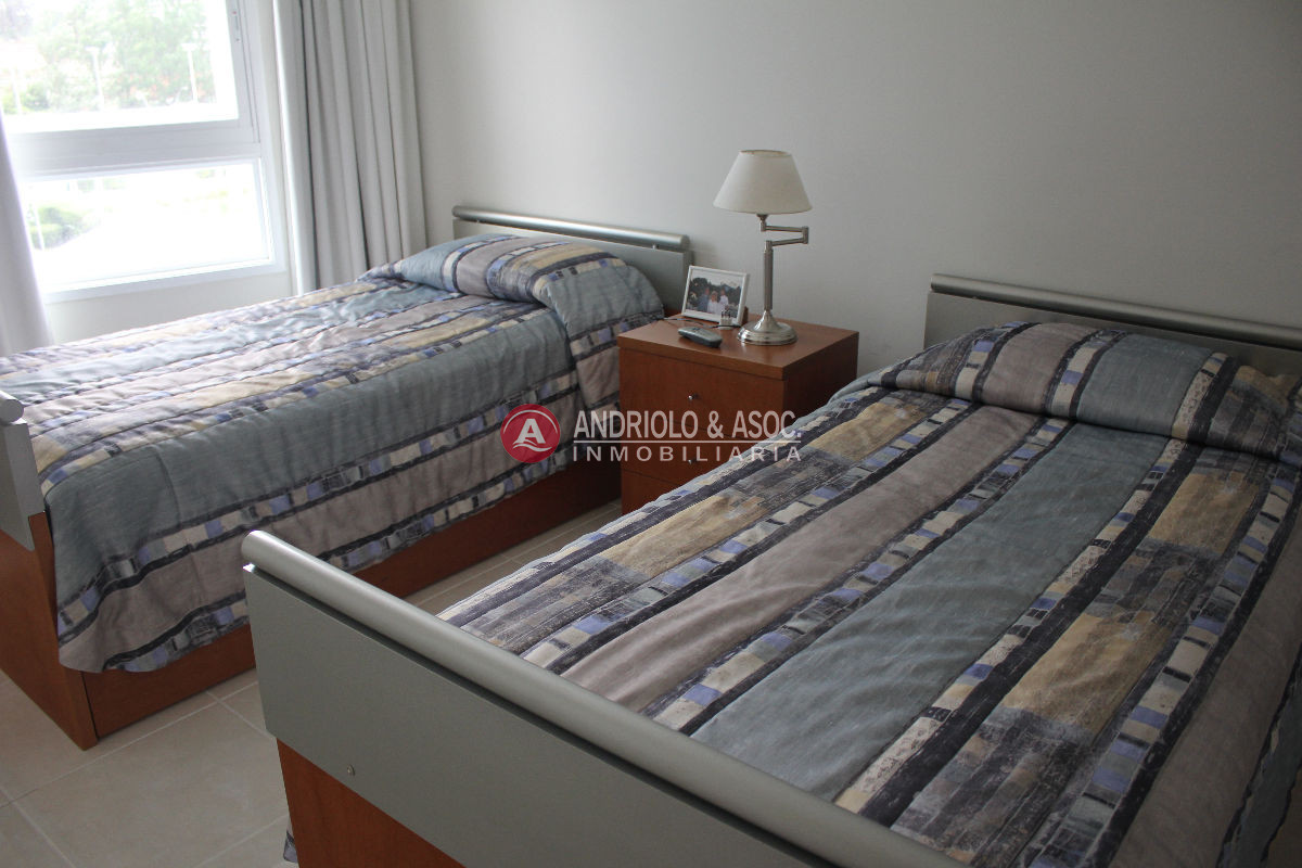 Apartamento ID.2472 - Apartamento en Punta del Este, Mansa