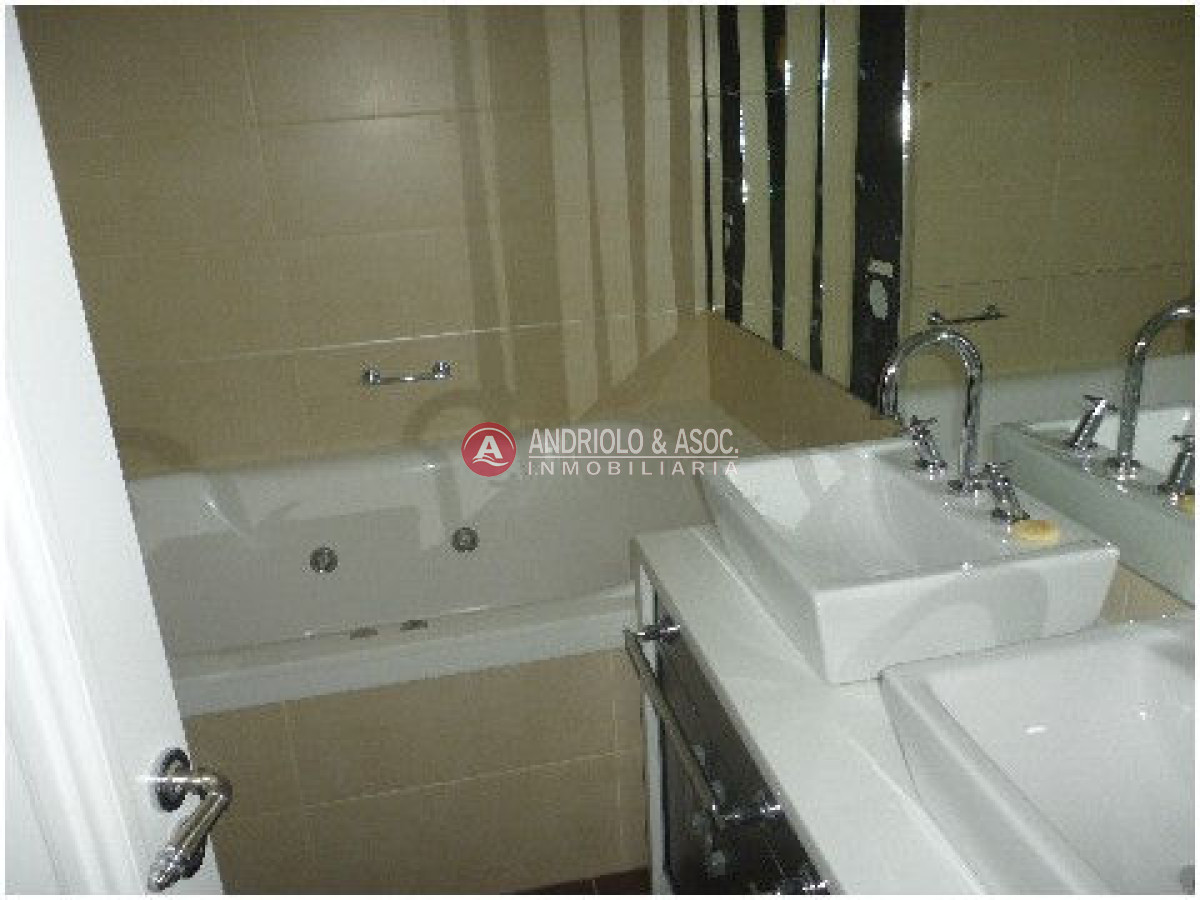 Apartamento ID.2491 - Apartamento en Punta del Este, Brava