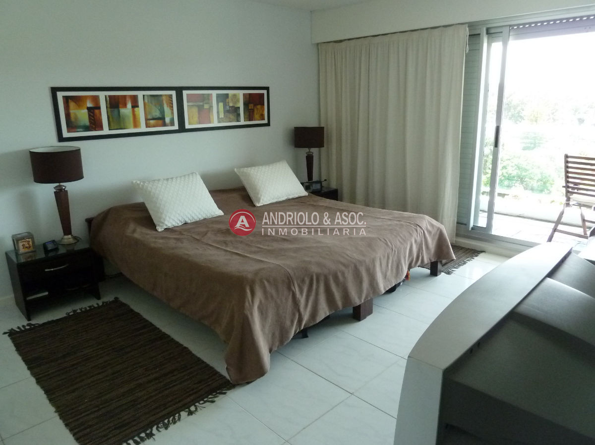 Apartamento ID.2498 - Apartamento en Punta del Este, Mansa