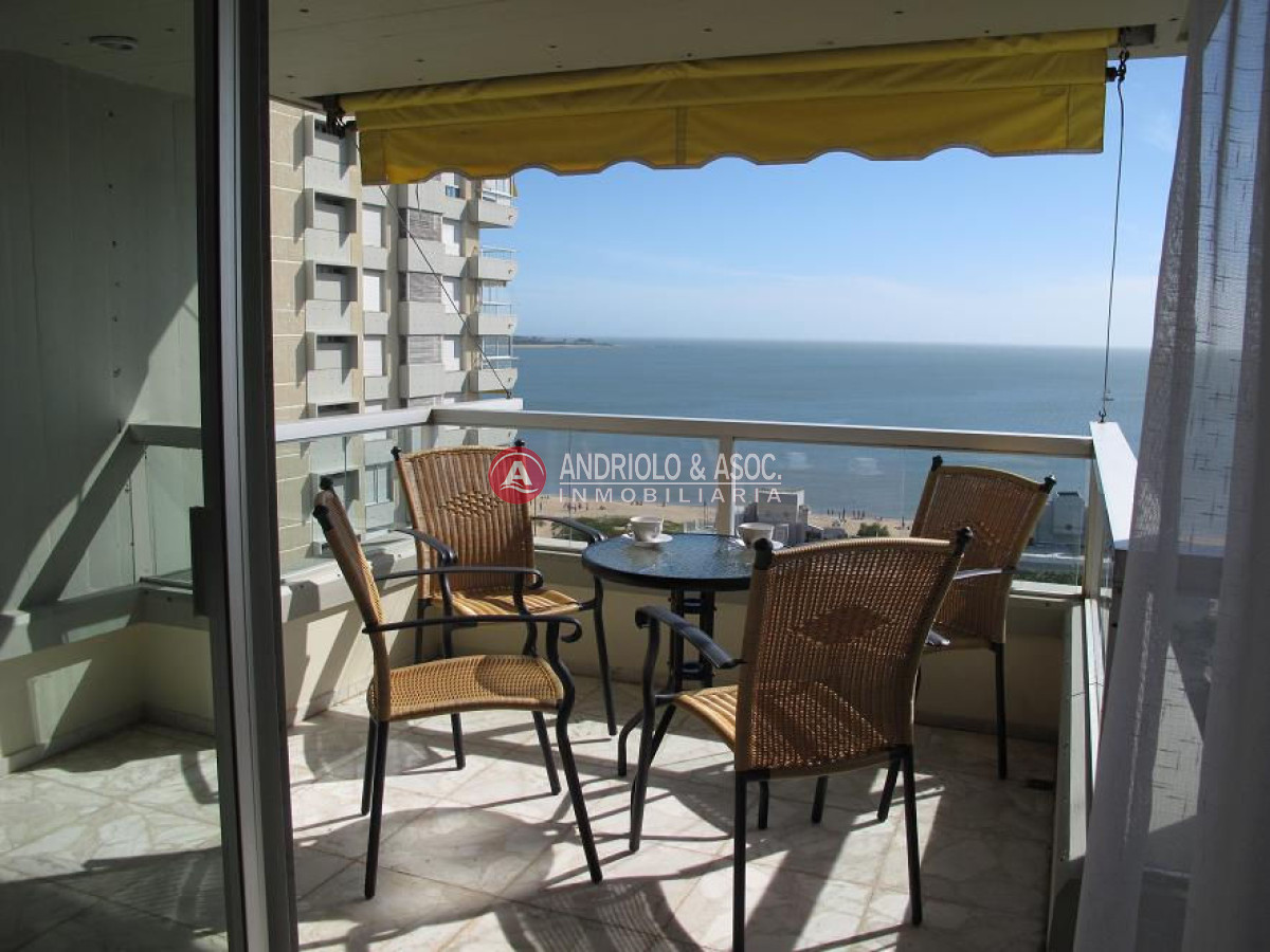 Apartamento ID.262 - ALQUILER APARTAMENTO 3 DORMITORIOS FRENTE A PLAYA MANSA