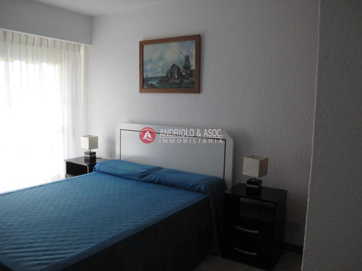 Apartamento ID.262 - ALQUILER APARTAMENTO 3 DORMITORIOS FRENTE A PLAYA MANSA