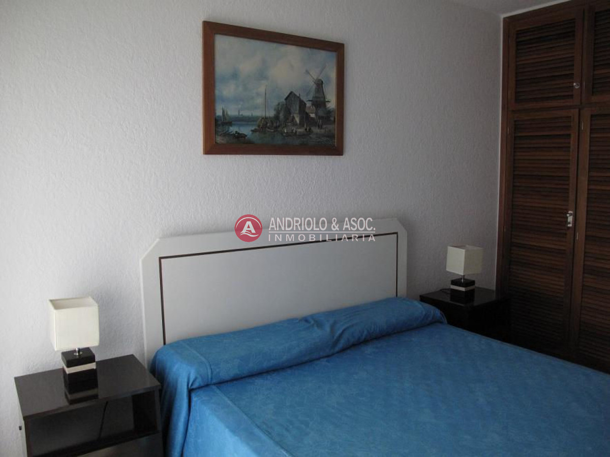 Apartamento ID.262 - ALQUILER APARTAMENTO 3 DORMITORIOS FRENTE A PLAYA MANSA