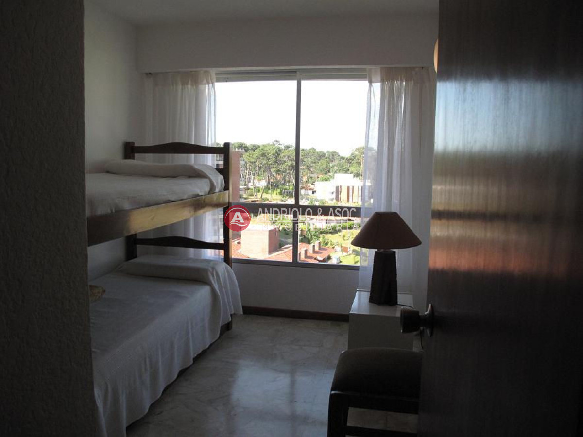 Apartamento ID.262 - ALQUILER APARTAMENTO 3 DORMITORIOS FRENTE A PLAYA MANSA