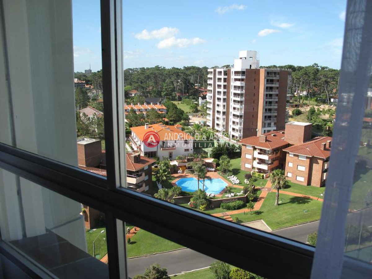 Apartamento ID.262 - ALQUILER APARTAMENTO 3 DORMITORIOS FRENTE A PLAYA MANSA