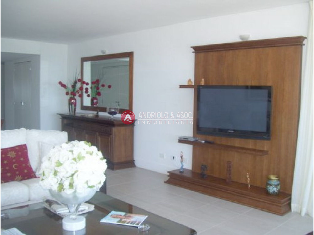 Apartamento ID.2906 - apartamento  en primera línea de playa brava 