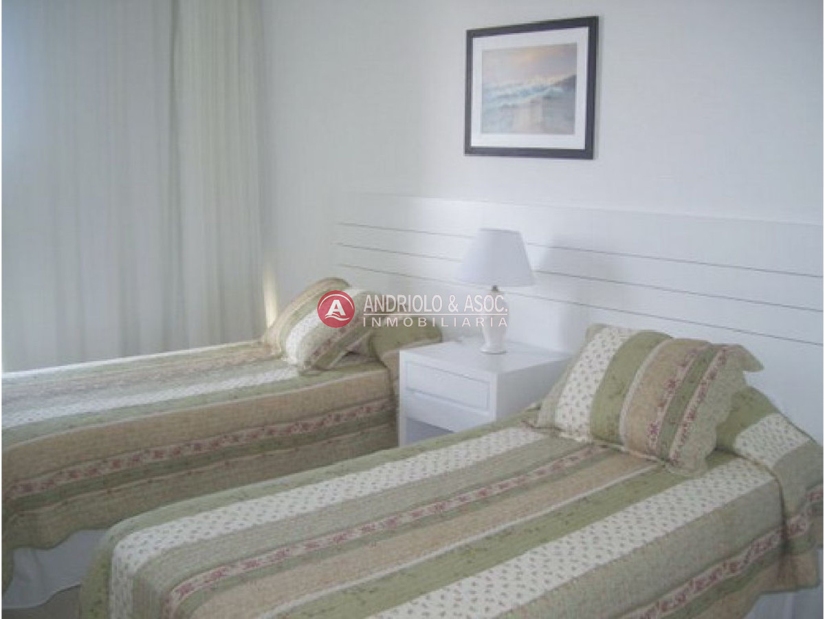 Apartamento ID.2906 - apartamento  en primera línea de playa brava 