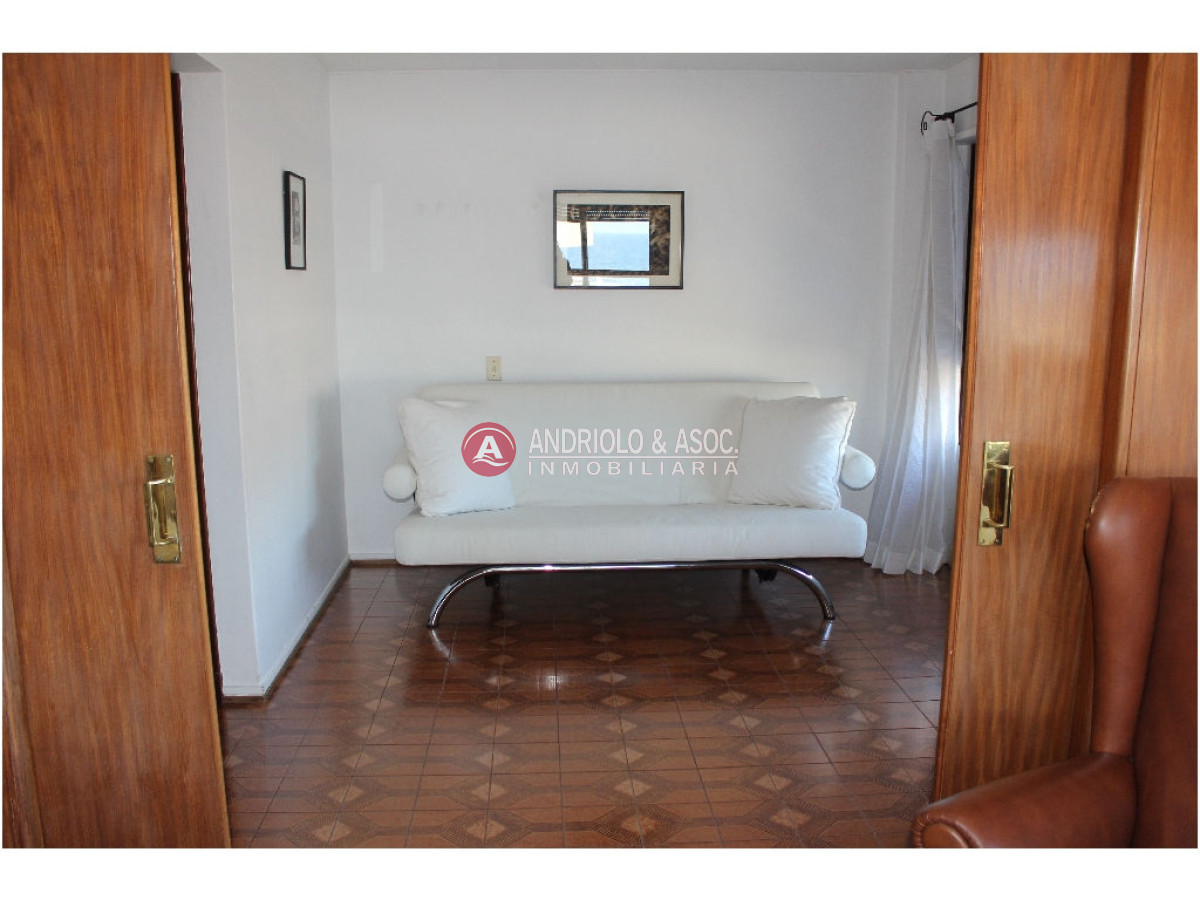 Apartamento ID.2940 -  Peninsula. 3 dormitorios, 1 en suite y dependencia