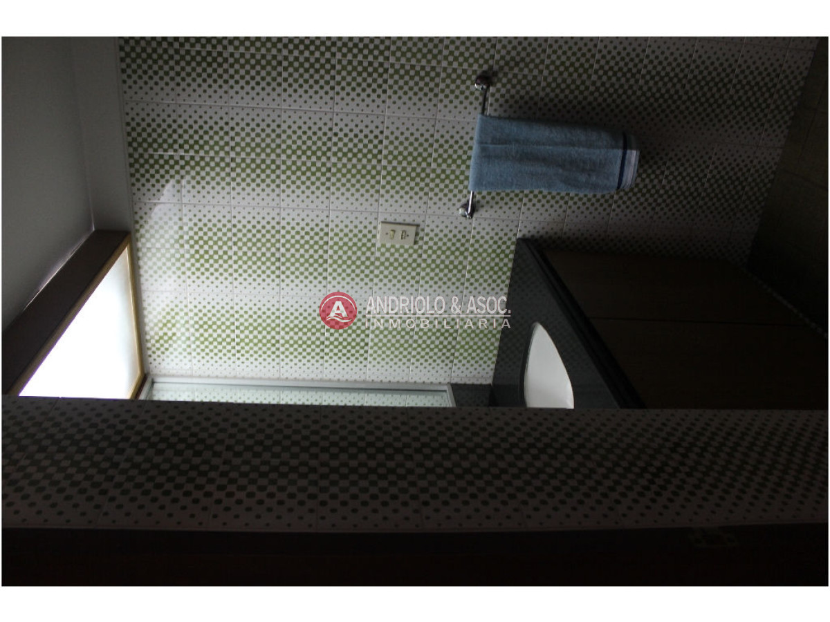 Apartamento ID.2940 -  Peninsula. 3 dormitorios, 1 en suite y dependencia