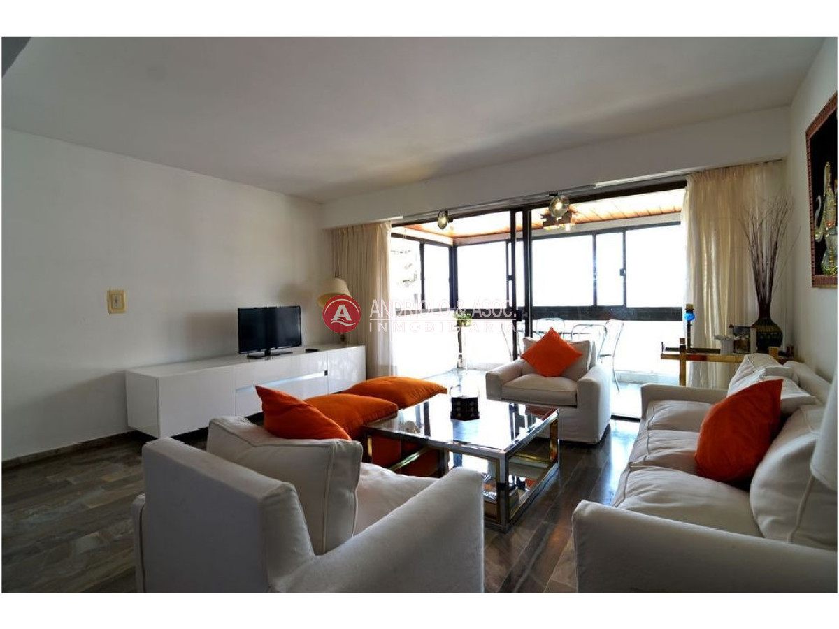 Apartamento ID.3178 - Apartamento en Punta del Este, Brava