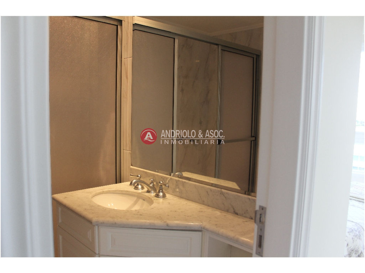 Apartamento ID.3260 - Apartamento en Punta del Este, Mansa