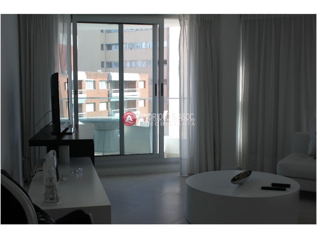 Apartamento ID.3262 - Apartamento en Punta del Este, Península