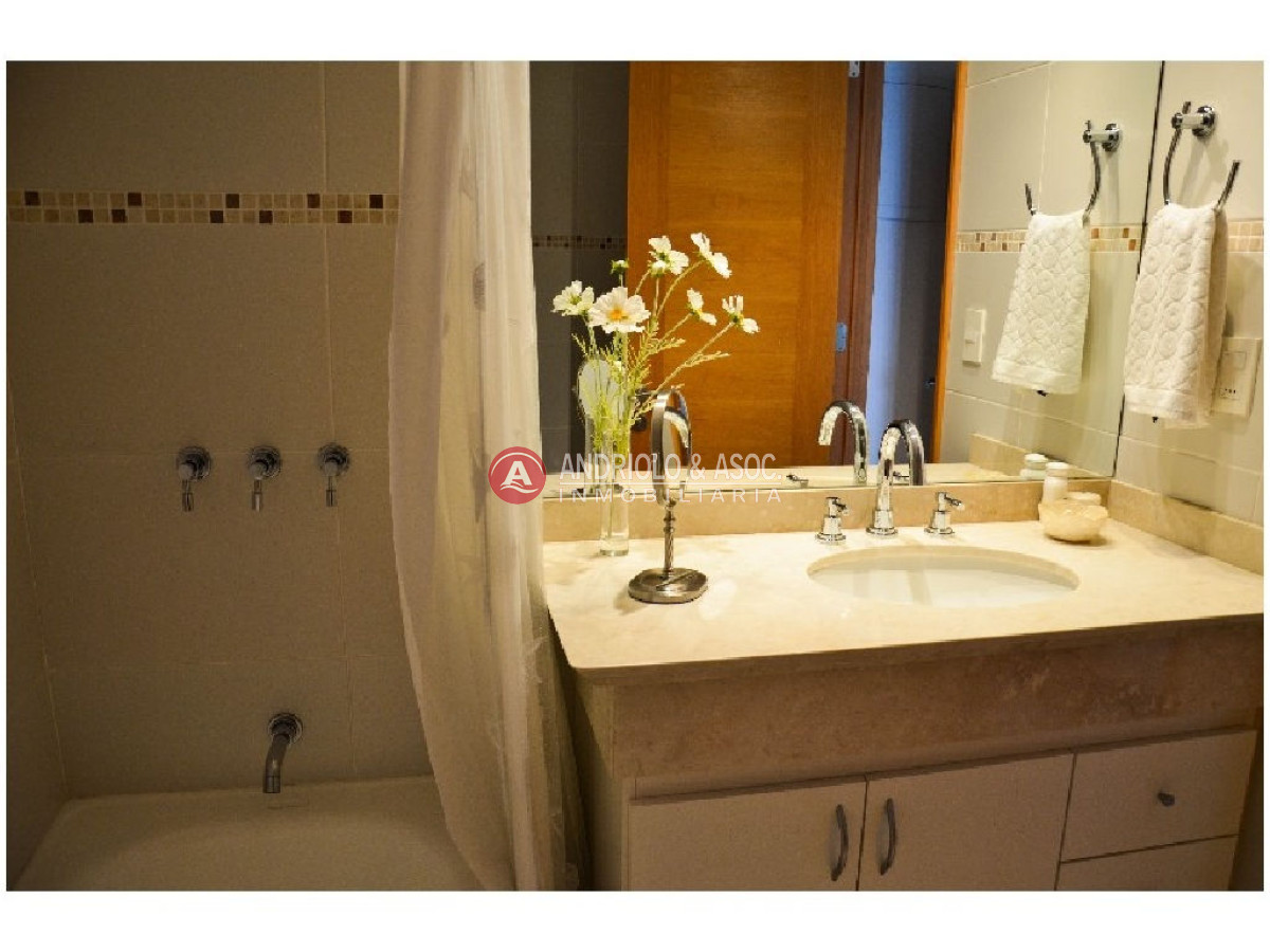 Apartamento ID.3374 - Apartamento en Punta del Este, Mansa