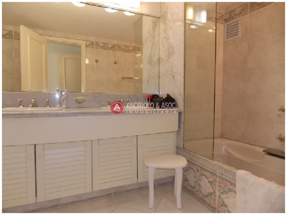 Apartamento ID.3377 - Apartamento en Punta del Este, Mansa