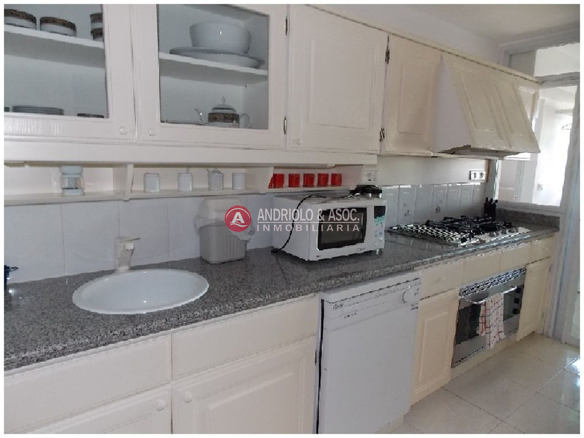 Apartamento ID.3377 - Apartamento en Punta del Este, Mansa