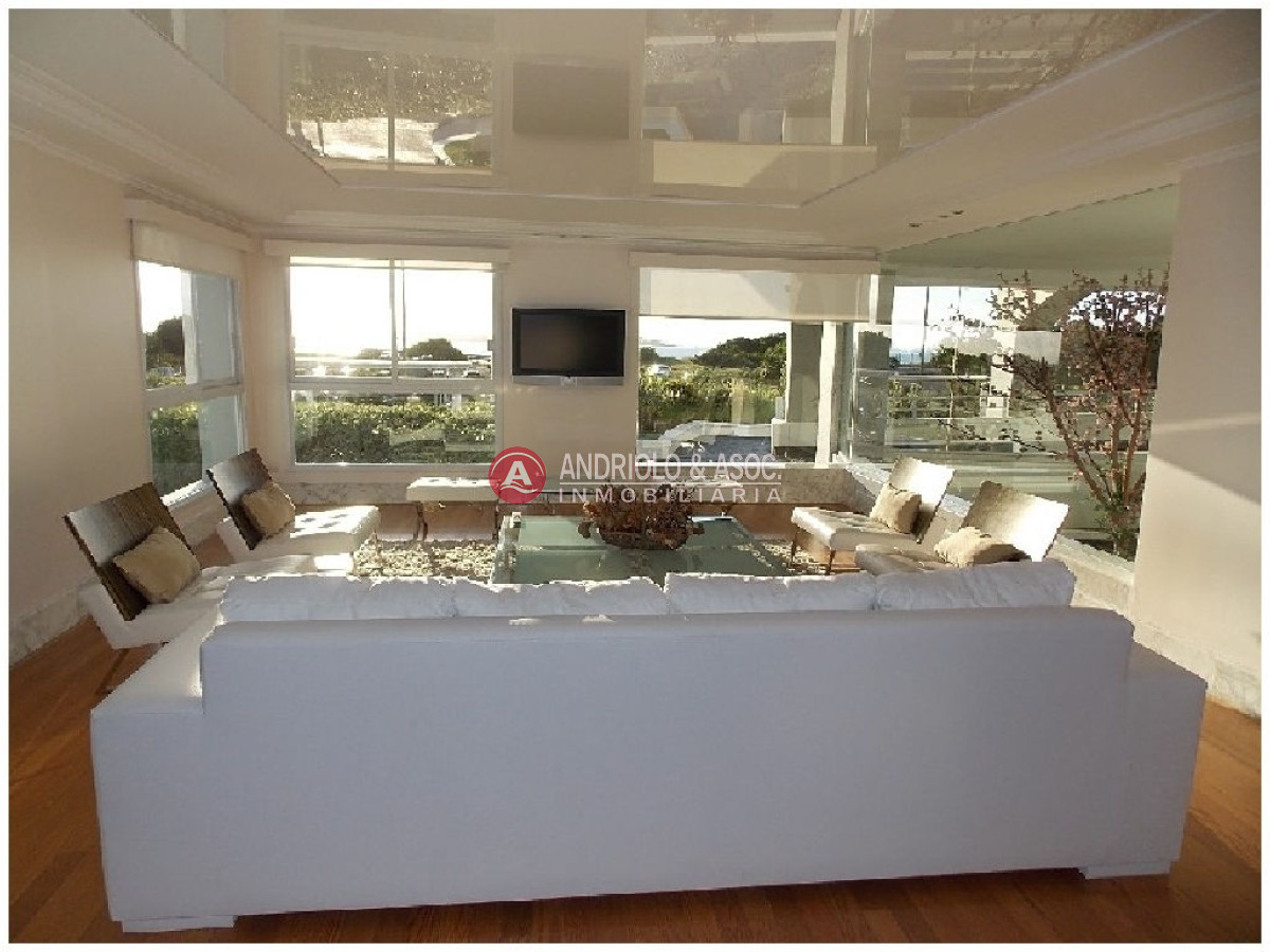Apartamento ID.3377 - Apartamento en Punta del Este, Mansa