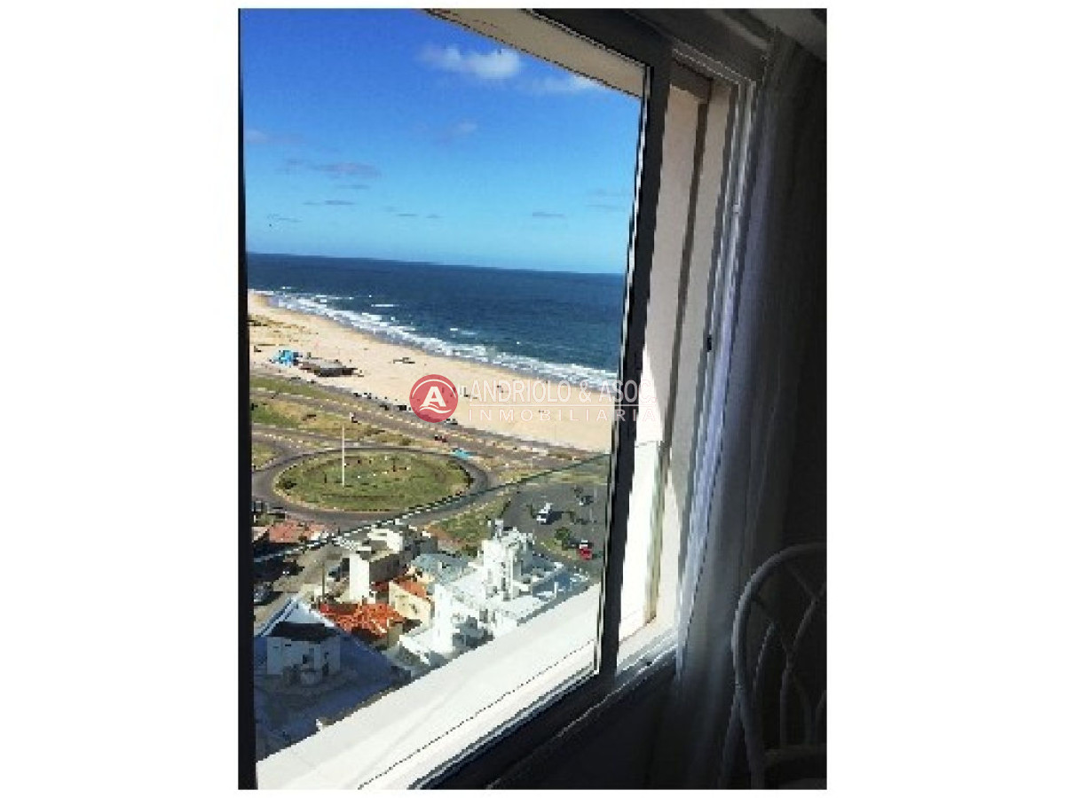 Apartamento ID.3379 - Apartamento en Punta del Este, Península