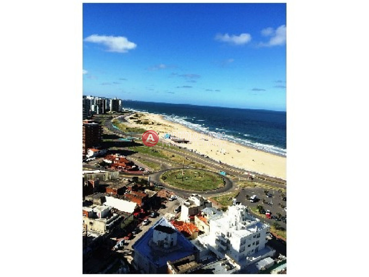 Apartamento ID.3379 - Apartamento en Punta del Este, Península