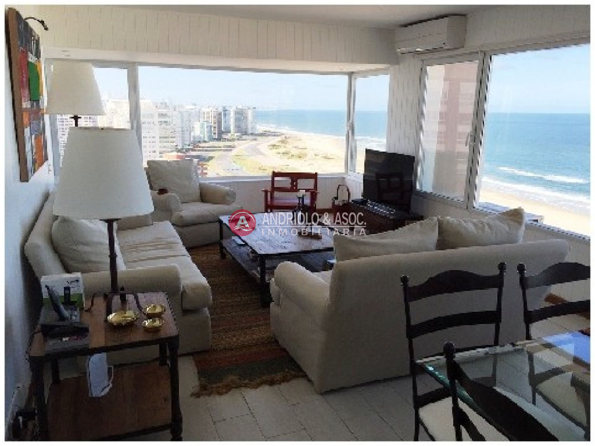 Apartamento ID.3379 - Apartamento en Punta del Este, Península