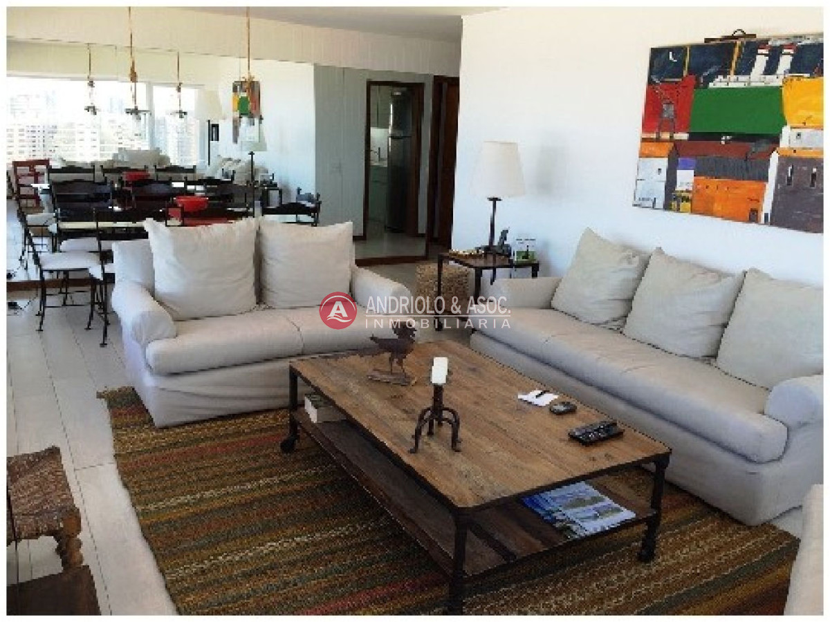 Apartamento ID.3379 - Apartamento en Punta del Este, Península