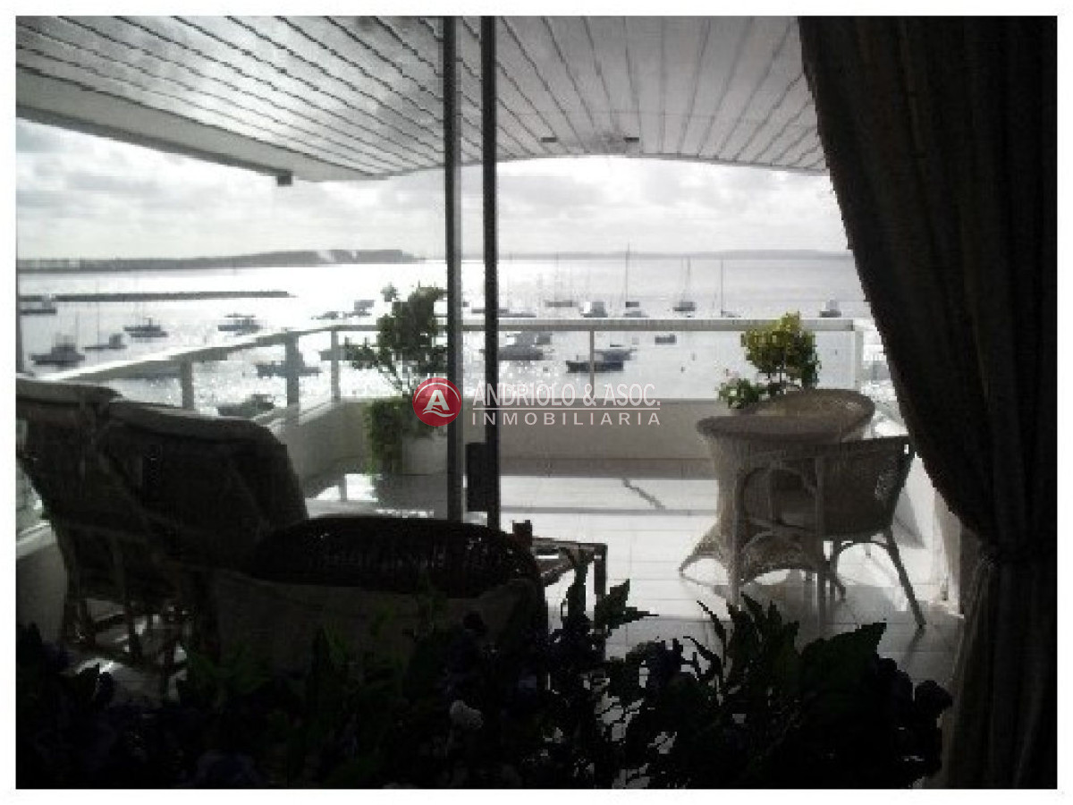Apartamento ID.3393 - Apartamento en Punta del Este, Península