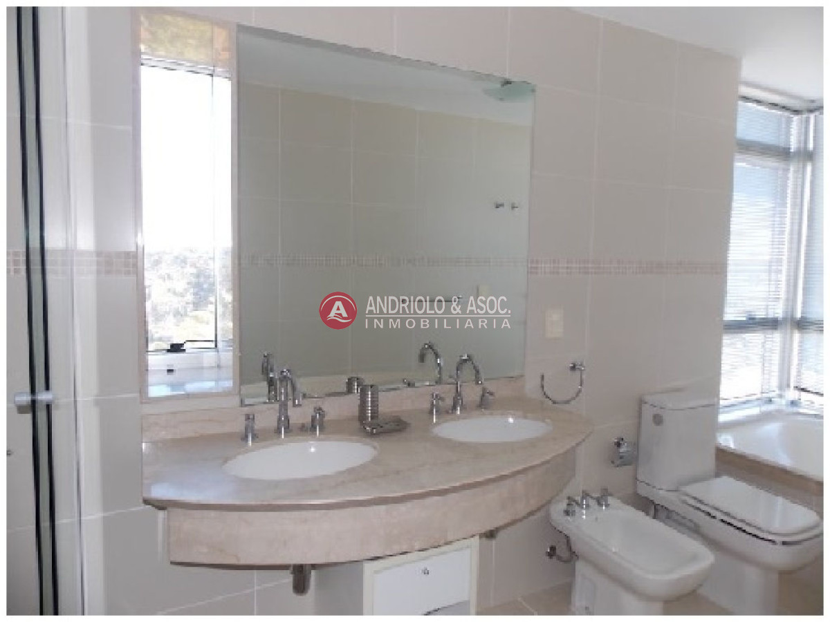 Apartamento ID.3676 - Apartamento en Punta del Este, Mansa