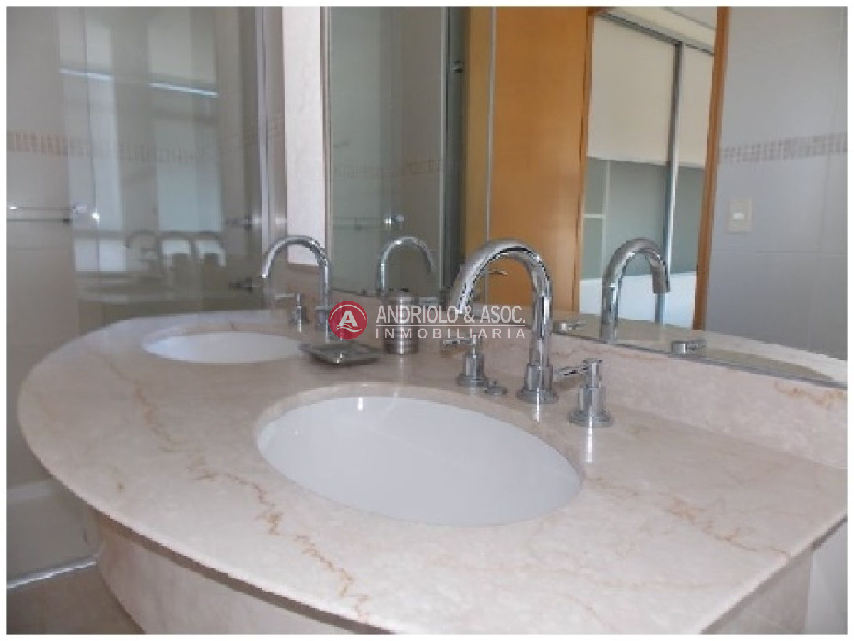 Apartamento ID.3676 - Apartamento en Punta del Este, Mansa