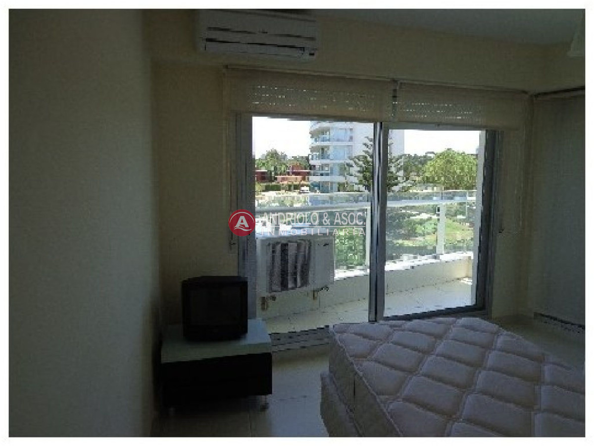 Apartamento ID.3696 - Apartamento en Punta del Este, Mansa