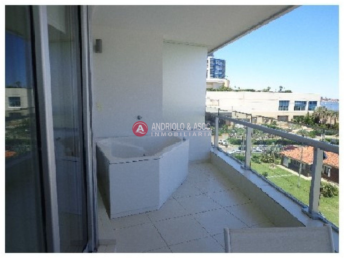 Apartamento ID.3696 - Apartamento en Punta del Este, Mansa