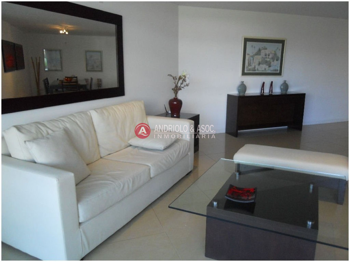 Apartamento ID.3885 - Apartamento en Punta del Este, Brava