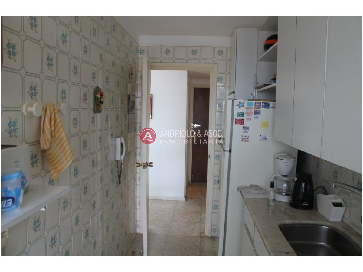 Apartamento ID.4044 - piso alto en Península, hermosa vista 