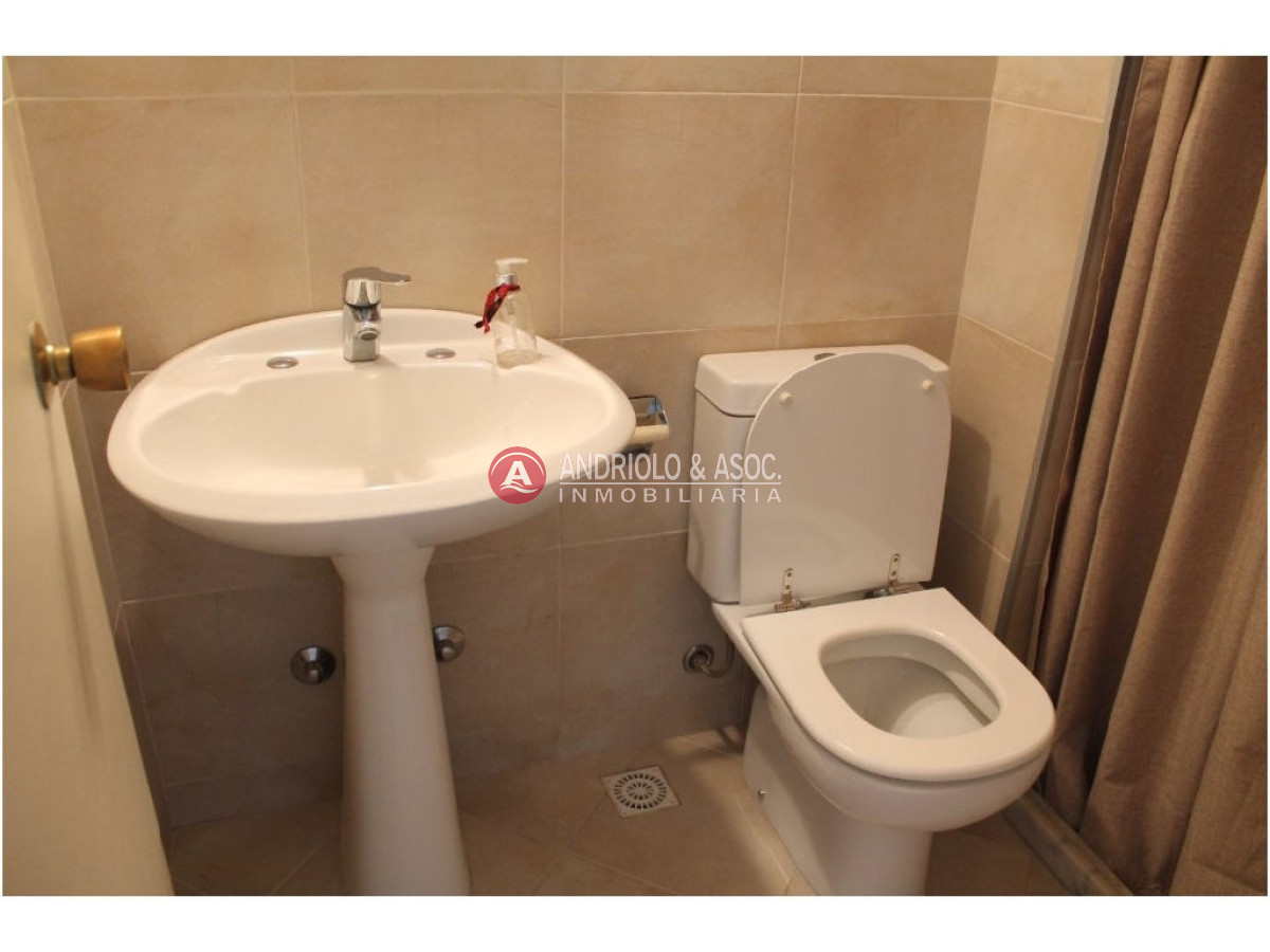 Apartamento ID.4044 - piso alto en Península, hermosa vista 