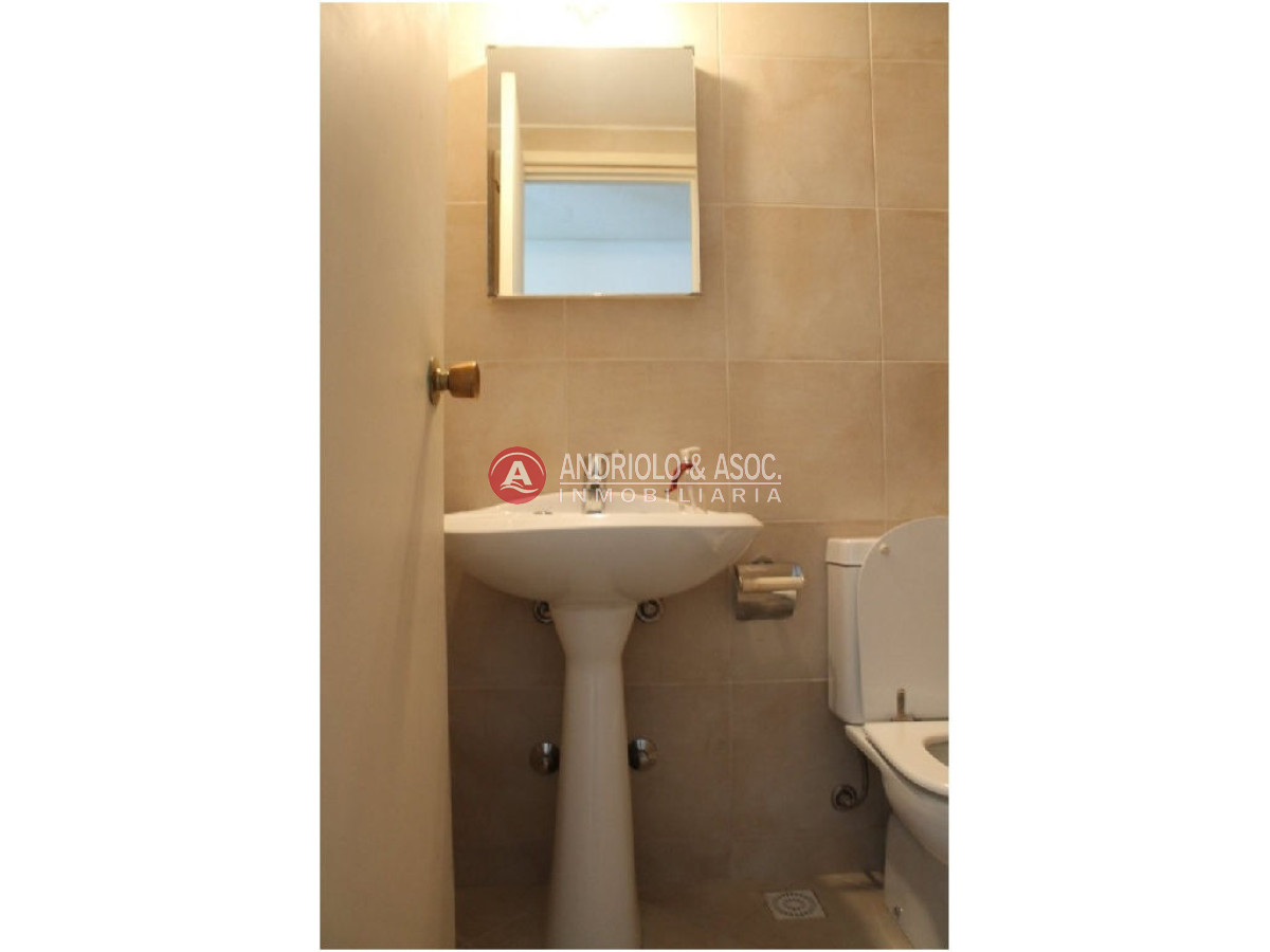Apartamento ID.4044 - piso alto en Península, hermosa vista 