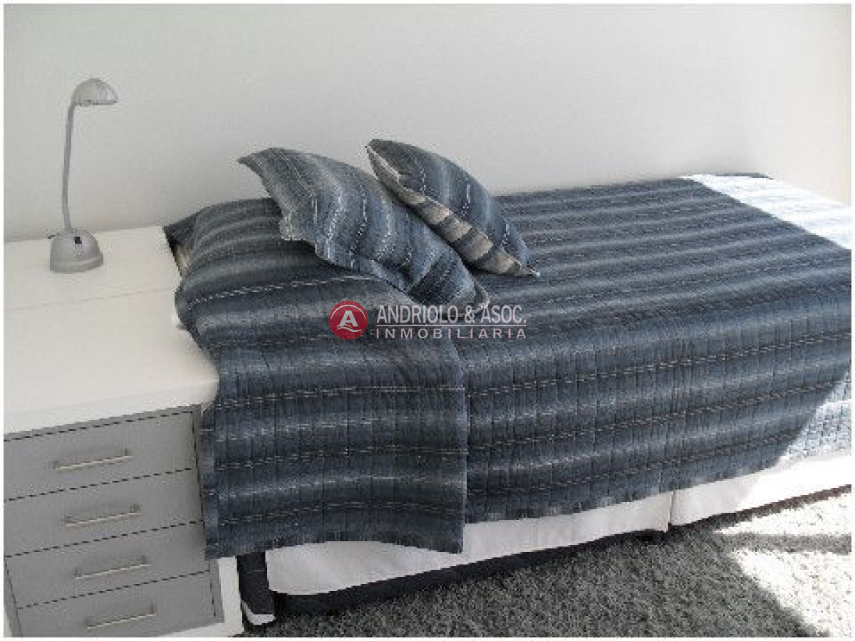 Apartamento ID.480 - primera linea de playa mansa, hermosa vista al mar y a la bahía de punta del este 