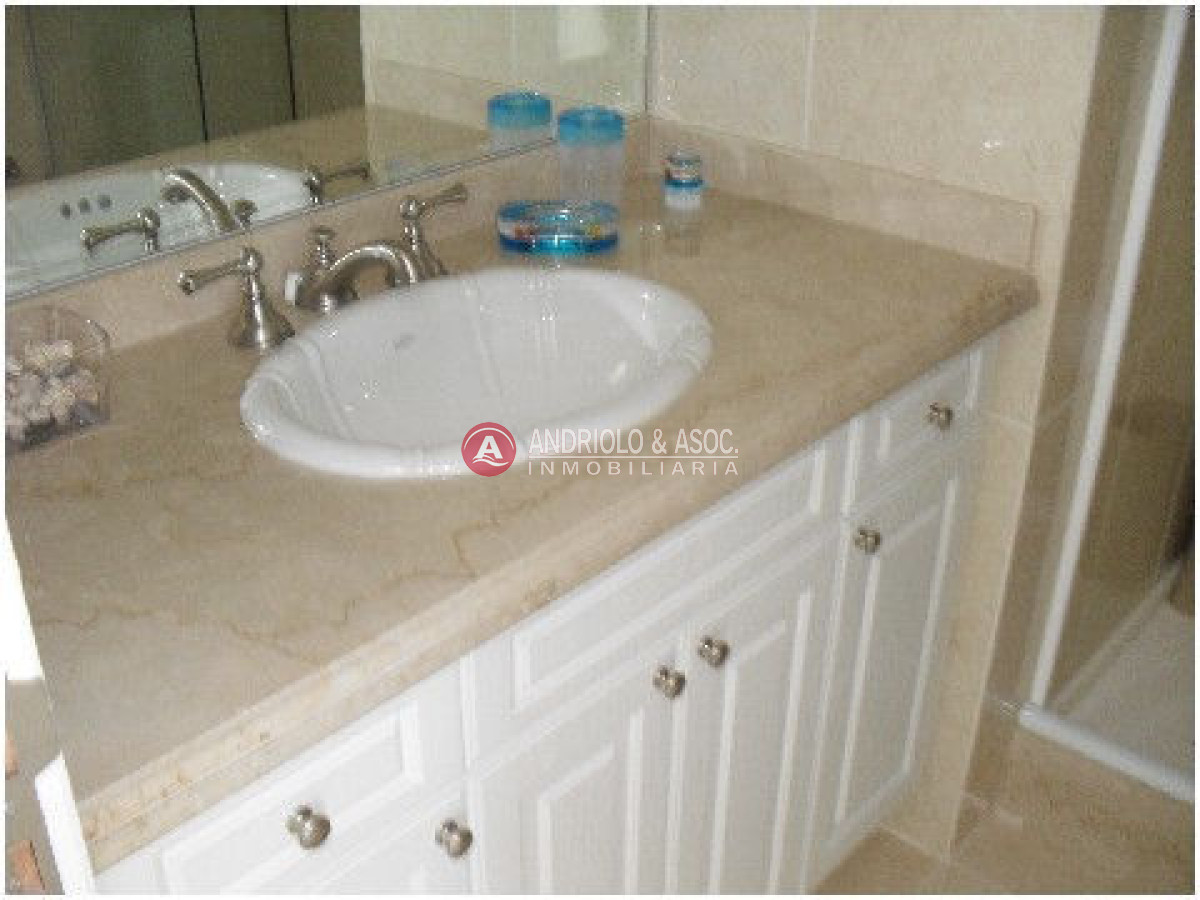 Apartamento ID.480 - primera linea de playa mansa, hermosa vista al mar y a la bahía de punta del este 