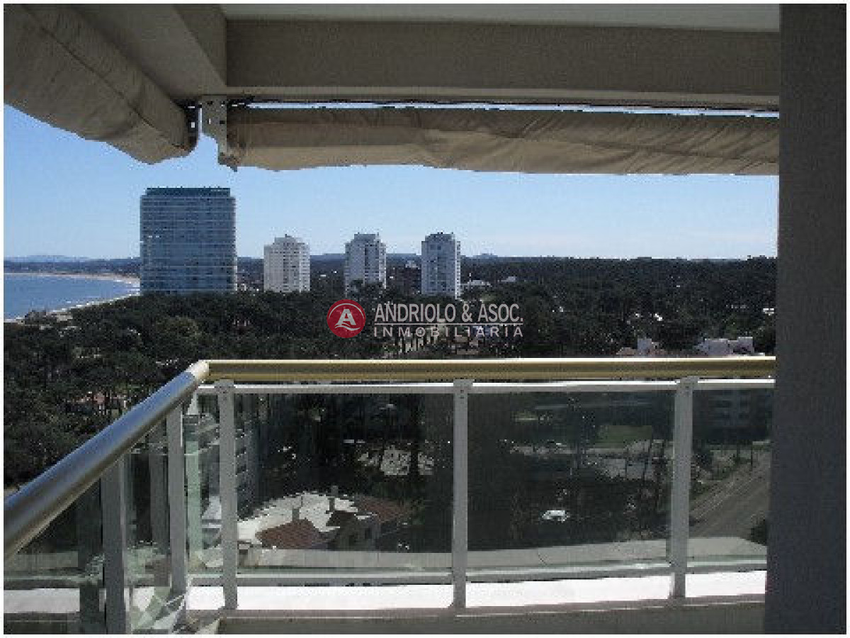 Apartamento ID.480 - primera linea de playa mansa, hermosa vista al mar y a la bahía de punta del este 