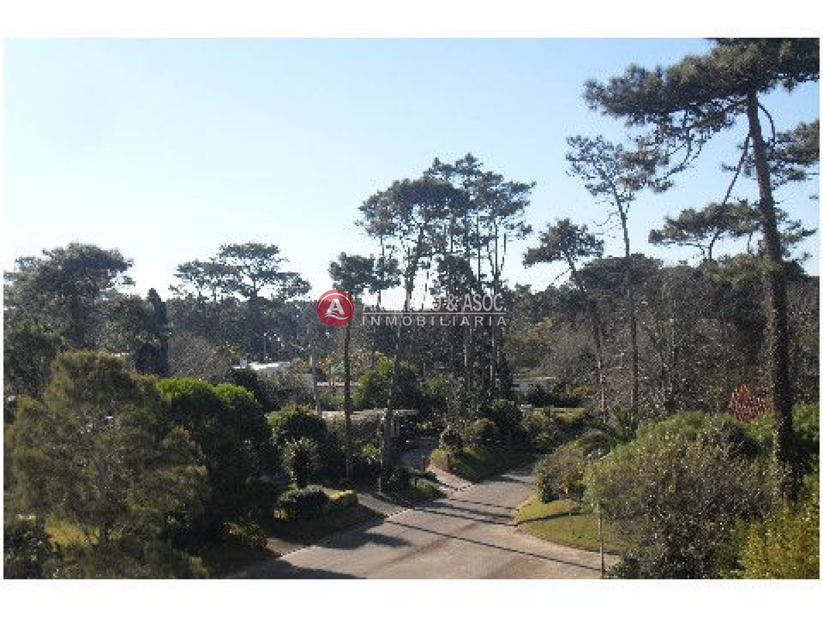 Apartamento en Punta del Este, Roosevelt - AND708A